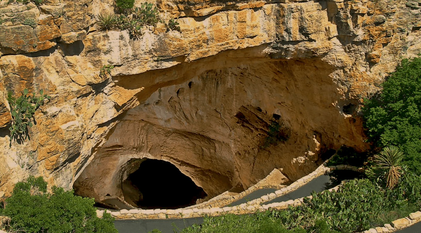 The History of Carlsbad Caverns National Park